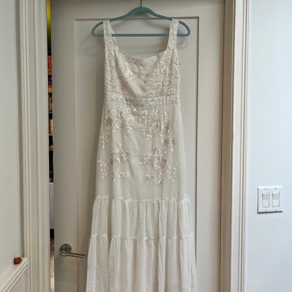 Hope & Ivy Embroidered & Beaded Midi-Length Tiered Dress in White --never worn